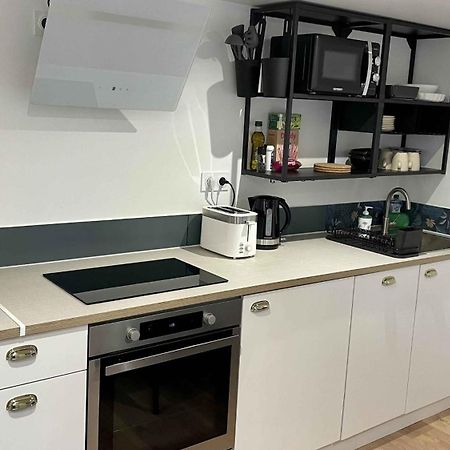 Appartement Au Calme Dans Le Quartier Historique Pour 4 Personnes Avec Espace Exterieur Pau Bagian luar foto
