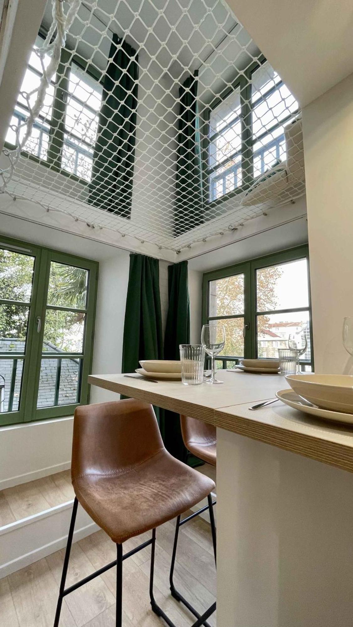 Appartement Au Calme Dans Le Quartier Historique Pour 4 Personnes Avec Espace Exterieur Pau Bagian luar foto