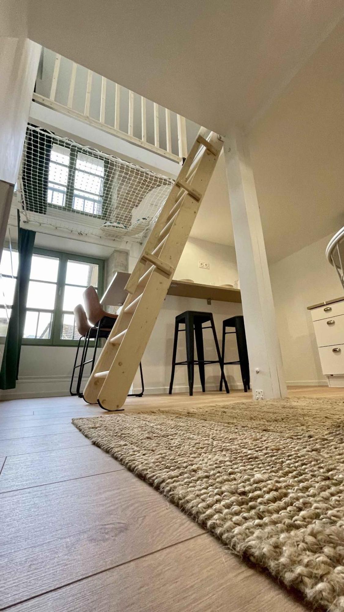 Appartement Au Calme Dans Le Quartier Historique Pour 4 Personnes Avec Espace Exterieur Pau Bagian luar foto